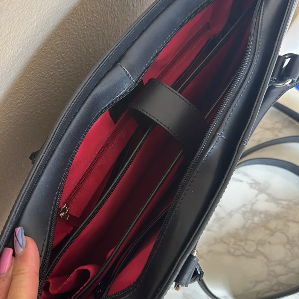 Su.B. dgn Leather Briefcase
